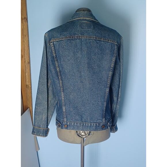 Vintage Levi Strauss 90's Dark Blue Jean Jacket Coat Button Size 40L Rider/Biker - Picture 6 of 15